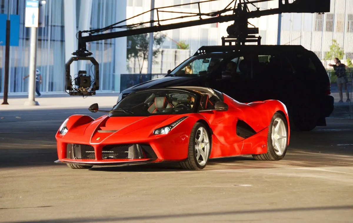 ferrari-laferrari-aperta-leaked-image-via-supercars-all-day_100564599_h