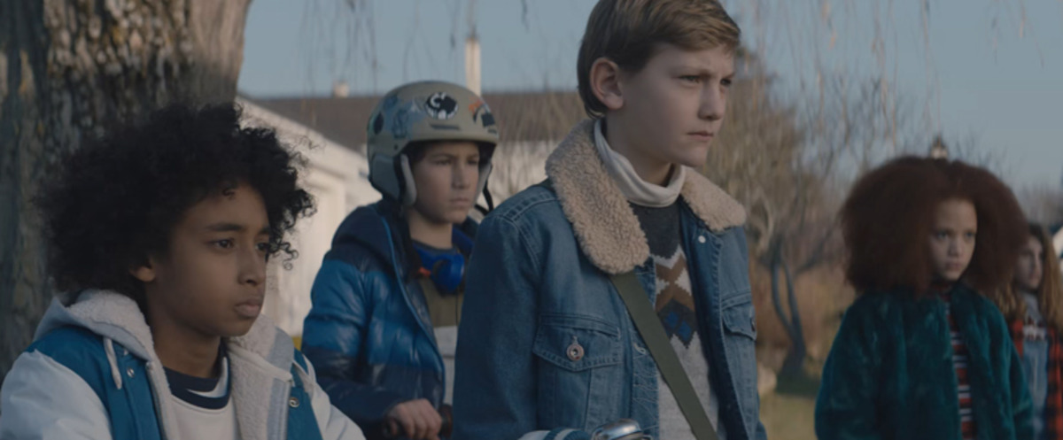 mercedes-benz-introduces-new-feature-with-the-help-of-the-stranger-kids