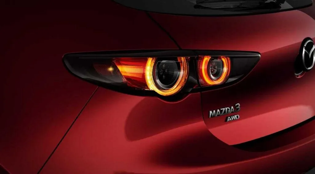 Mazda 3 четвертого покоління