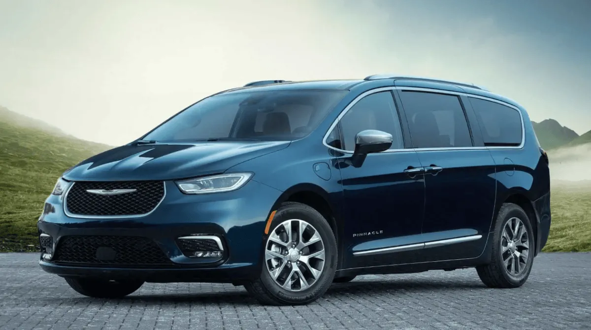 Chrysler повідомляє про потенційні пожежі в моделях Pacifica