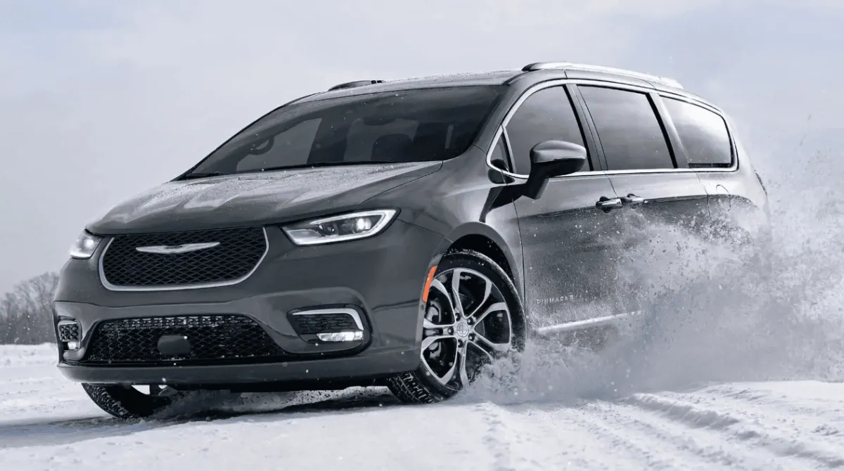 Френк Роудс прагне відновити Chrysler і Dodge після скорочення під керівництвом Stellantis