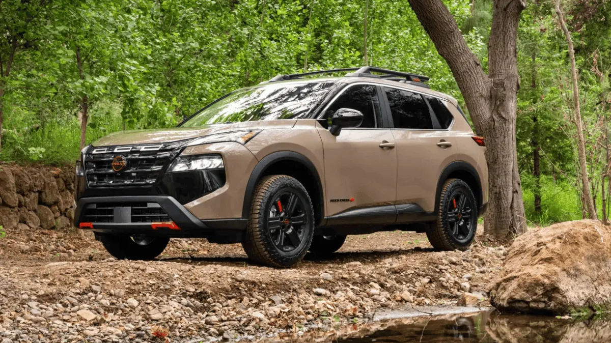 Nissan оновлює Rogue: Новий рівень обробки Rock Creek та сучасні технології