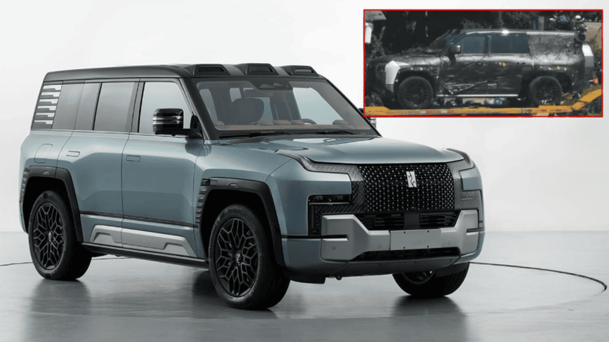 Трирядний YangWang U8 був помічений на дорогах Китаю (ФОТО)