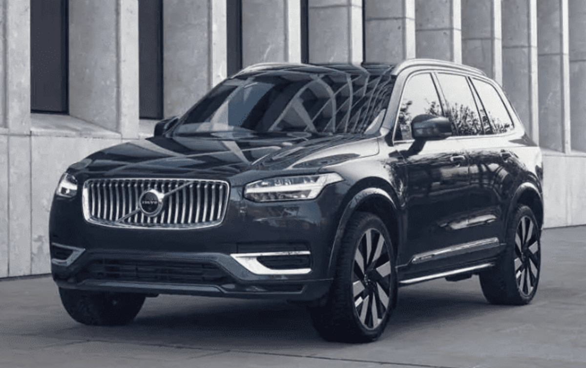 З’явився перший тизер гібрида Volvo XC90 (ФОТО)