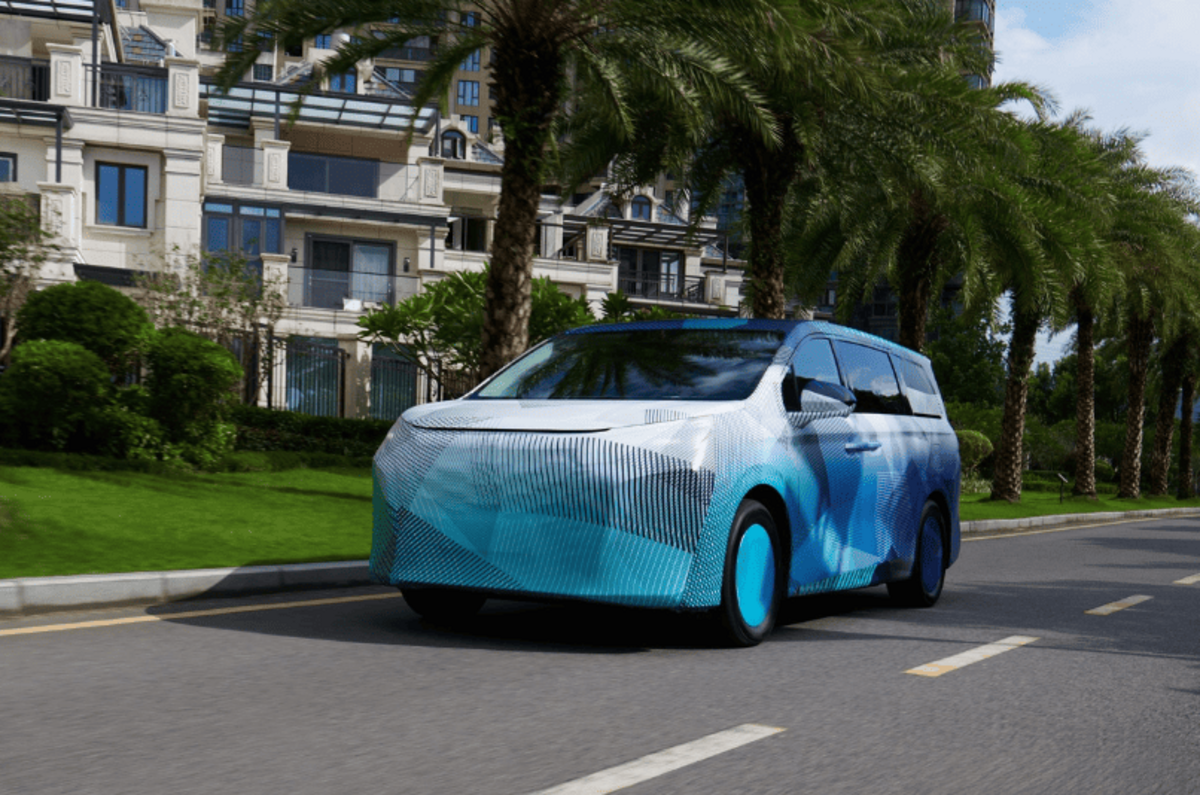 Новий MPV BYD дебютує на автосалоні в Китаї