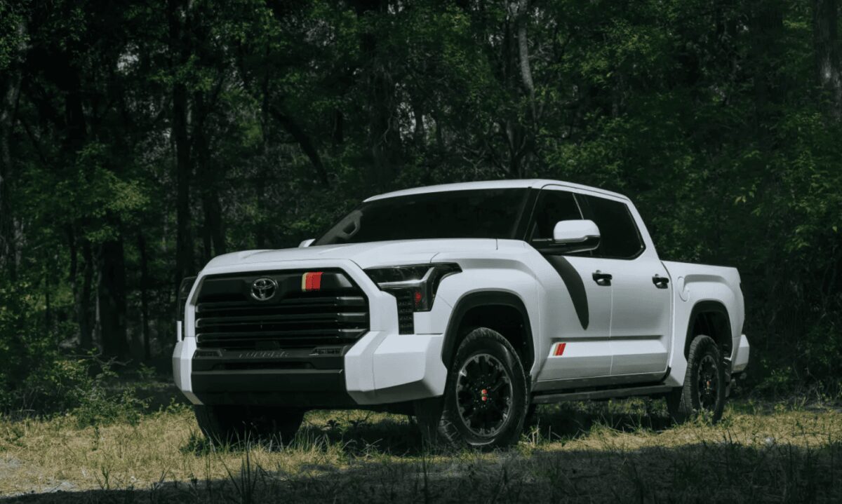 Toyota представила Tundra 2025 з оновленим дизайном та технологіями