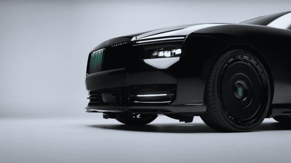Новий Rolls-Royce від Novitec: Чорний розкішний гіперкар для мільярдерів