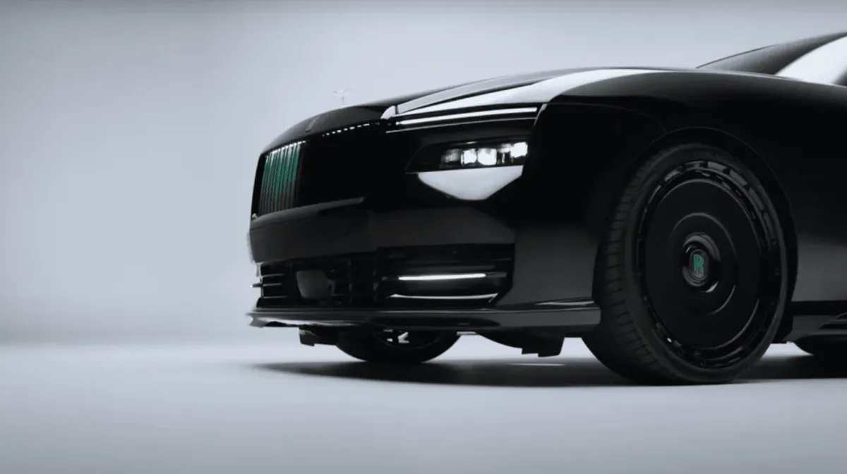 Новий Rolls-Royce від Novitec: Чорний розкішний гіперкар для мільярдерів