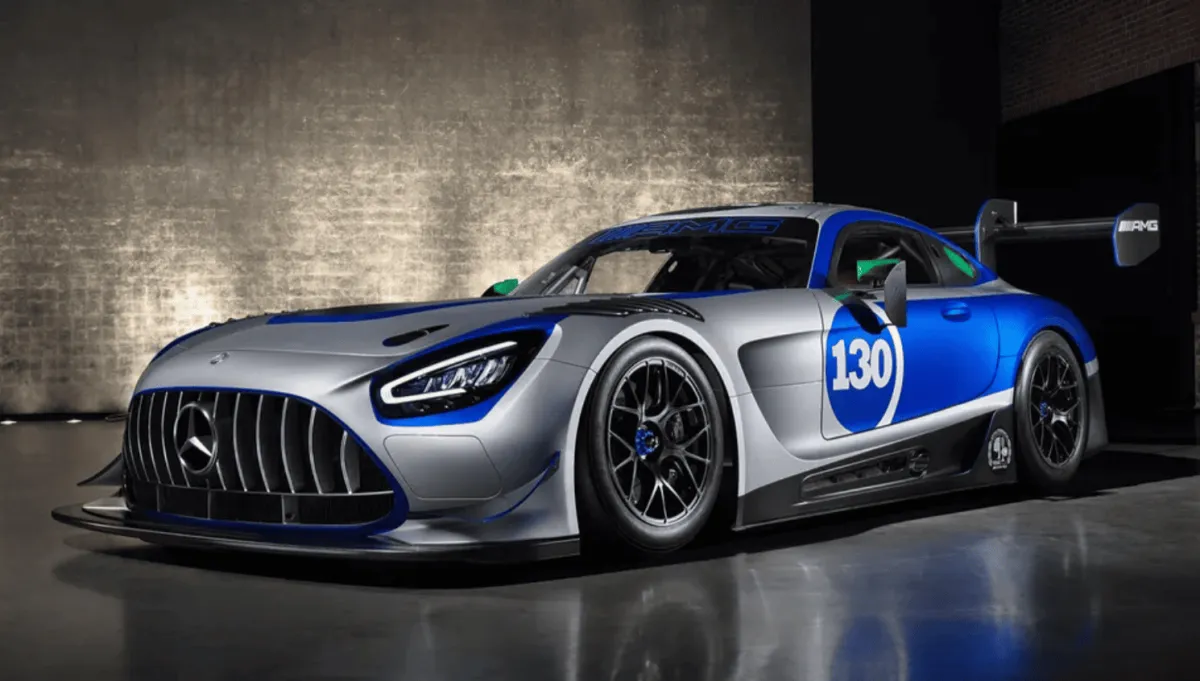 Mercedes-Benz анонсує фінальну версію AMG GT з V8