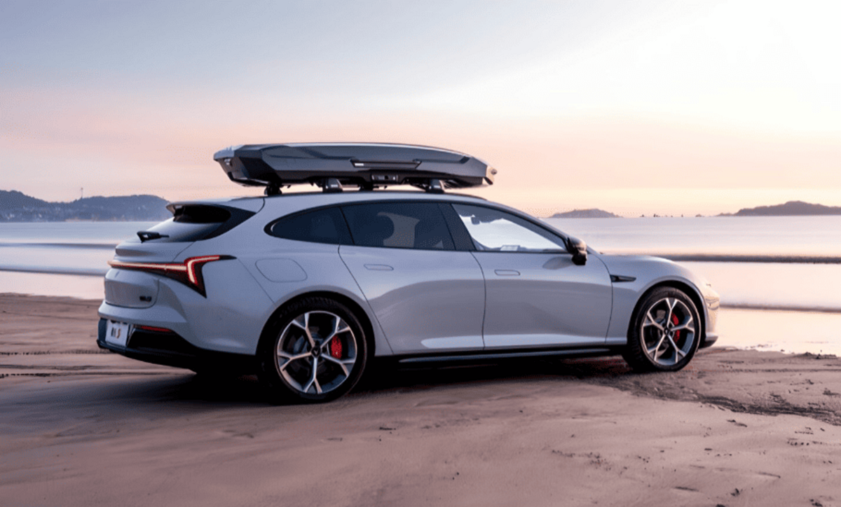 Neta S Hunting Edition: Елегантний універсал з футуристичним дизайном