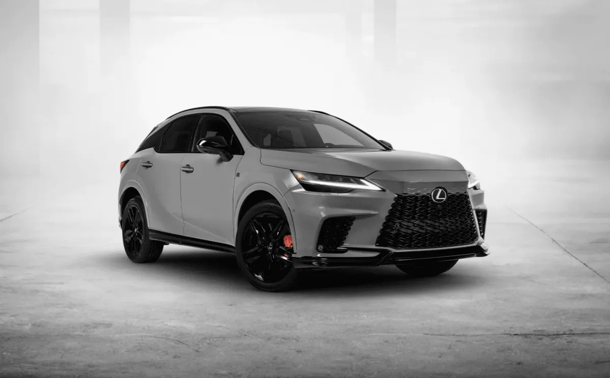Lexus RX 500h 2025 року отримав пакет Black Line Special Edition