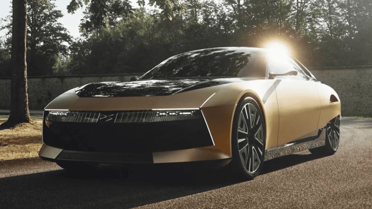 DS вшанувала Citroen SM новим концептом під назвою Tribute