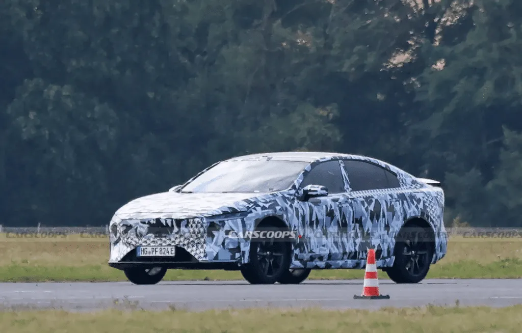 Прототип Mazda EZ-6 помічений у Німеччині: Перші фото