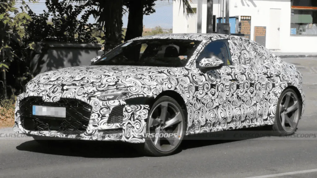 Новий Audi RS5 Sedan помічений вперше (ФОТО)