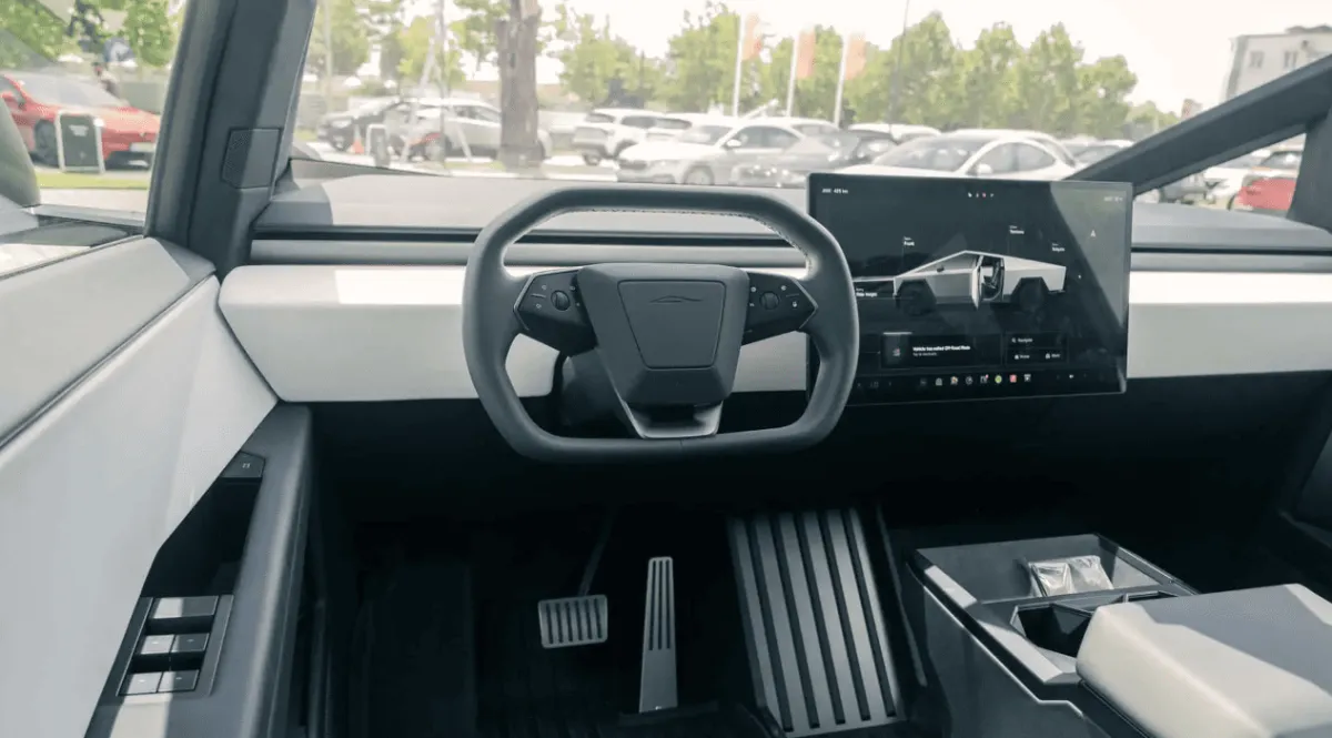 Ілон Маск має божевільну ідею для статичного рульового управління у Tesla