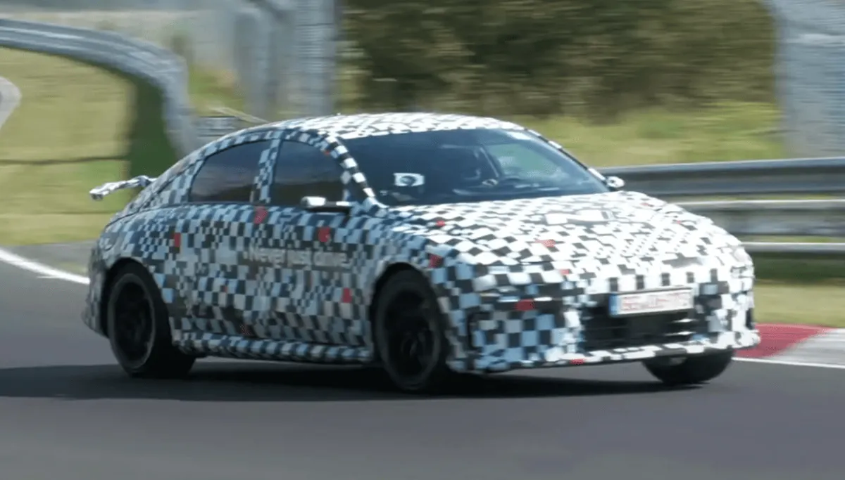 Hyundai готує високопродуктивний Ioniq 6 N: Що відомо з нових шпигунських відео