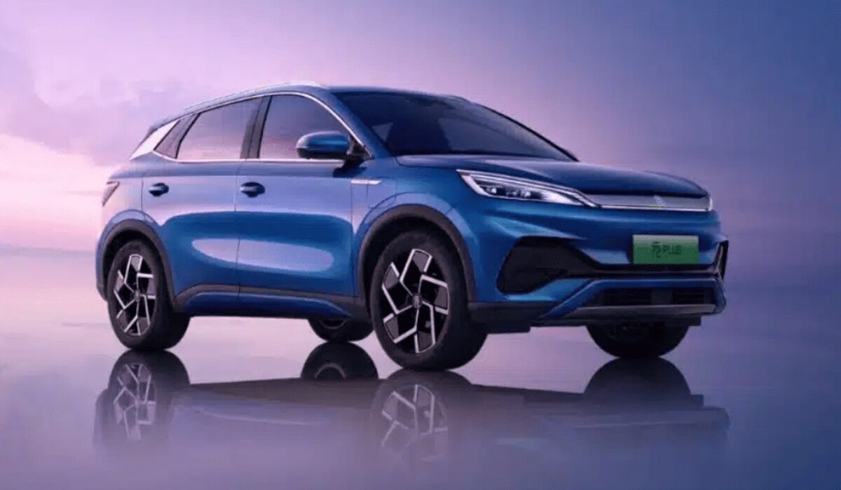 BYD відкликає майже 100 000 автомобілів через ризик загоряння