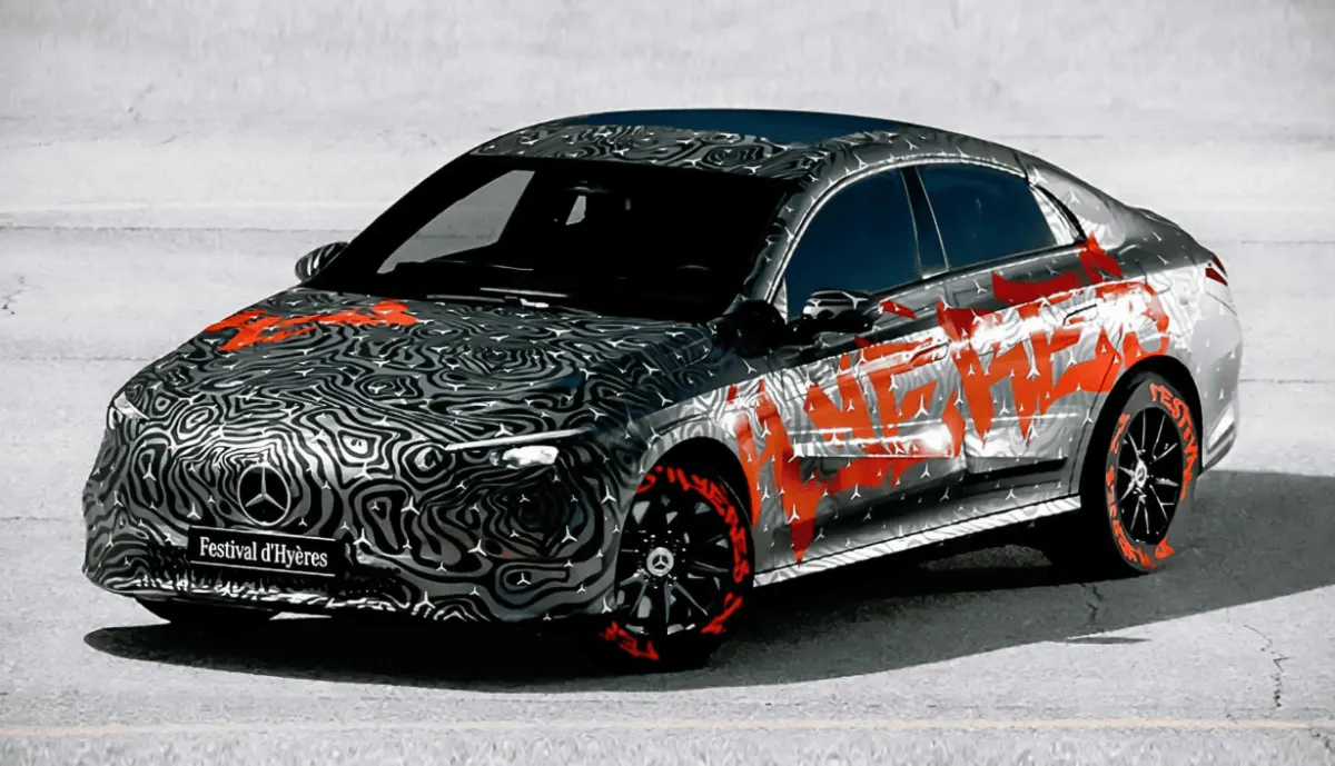 Mercedes-Benz готує нове покоління седана CLA