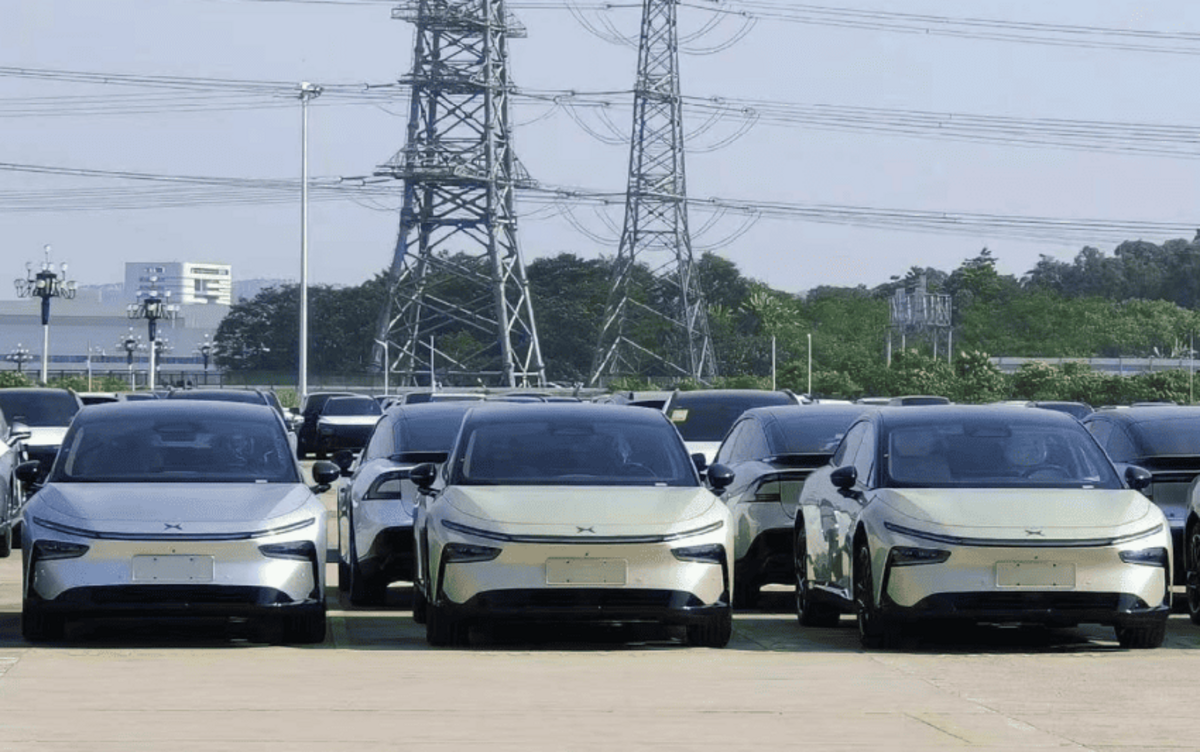 Xpeng готує до запуску електричний ліфтбек P7+ перед стартом продажів