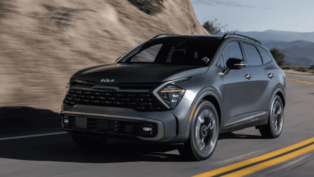 Kia стикається зі спадом продажів попри успіхи в електромобілях