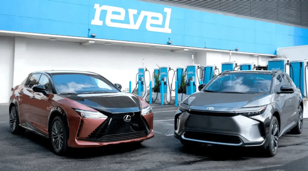 Toyota та Lexus отримають безкоштовну швидку зарядку в Нью-Йорку