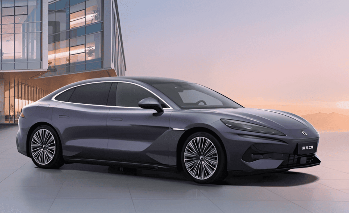 BYD анонсує флагманський седан Z9 з новітніми функціями та варіантами кольорів