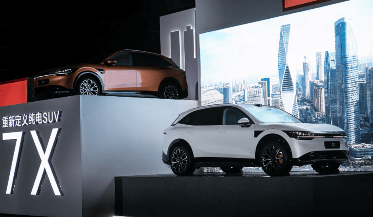 Zeekr 7X: Вражаючі продажі нового електричного кросовера