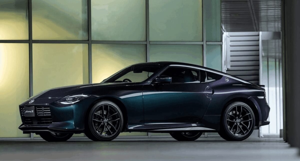 Nissan представив оновлений Fairlady Z 2025 року з новими кольорами та екстреним дзвінком