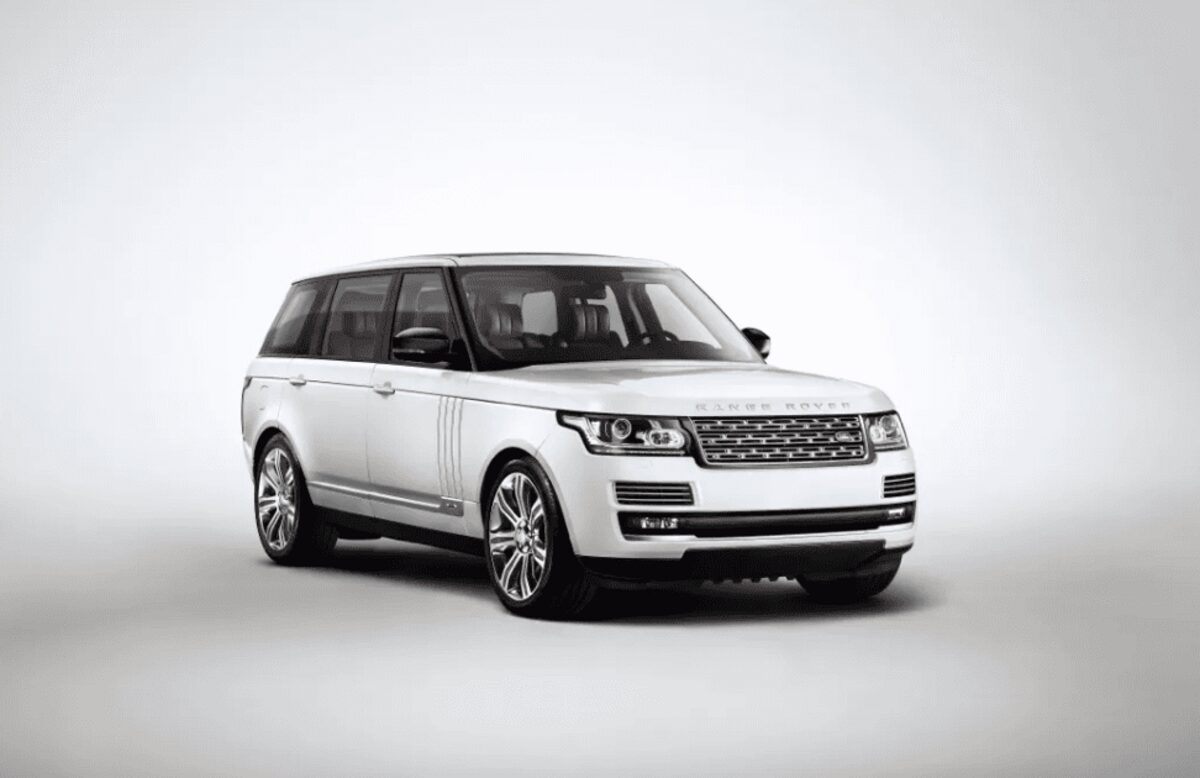 JLR відкликає 16 759 автомобілів Range Rover у США через проблему з передньою підвіскою