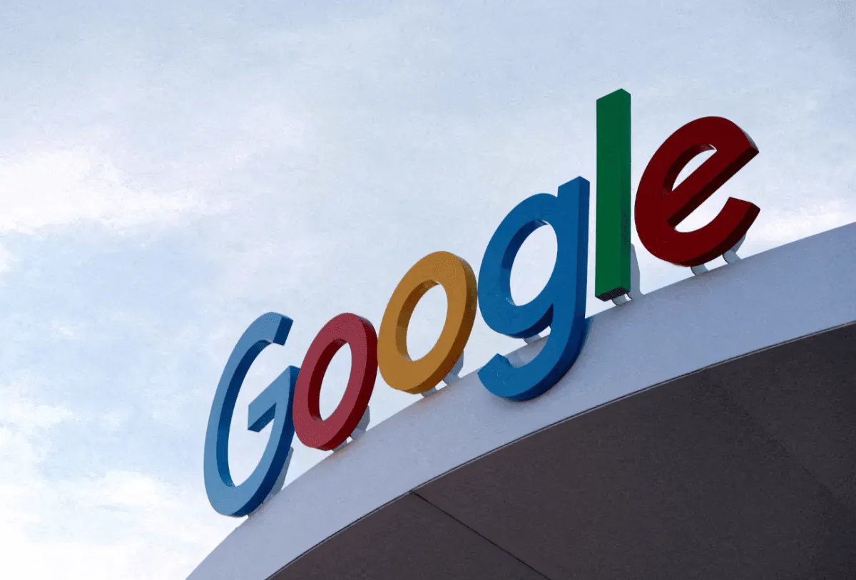 Google патентує технологію для оцінки стилю водіння та втручання в управління автомобілем