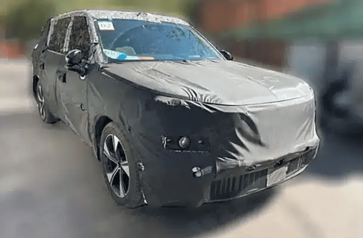 Майбутній флагманський позашляховик Lynk & Co: Тестування та нові деталі