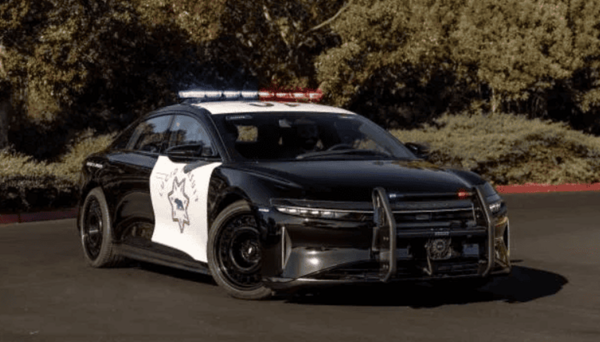 Незабаром у Каліфорнії можуть з’явитися автомобілі Lucid Cop