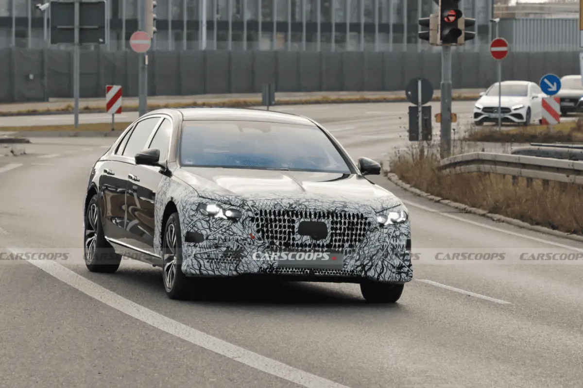 Maybach готує оновлений S-Class на 2026 рік: Шпигунські знімки підтверджують зміни
