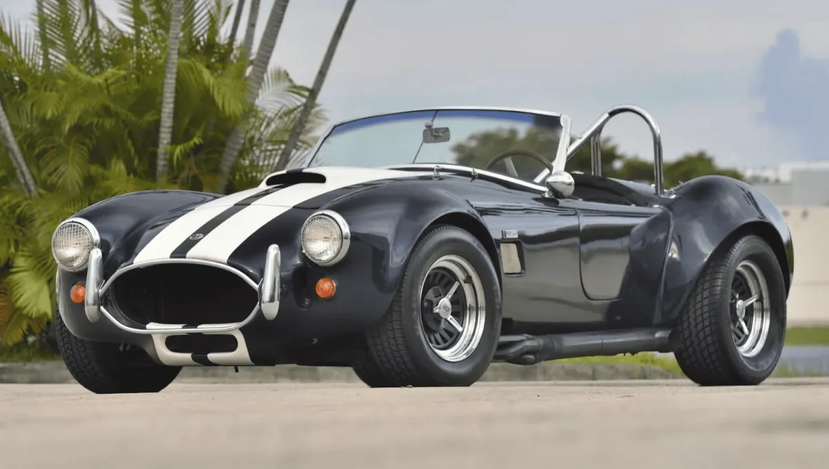 Репліка Shelby Cobra з фільму «Погані хлопці» виставлена на аукціон