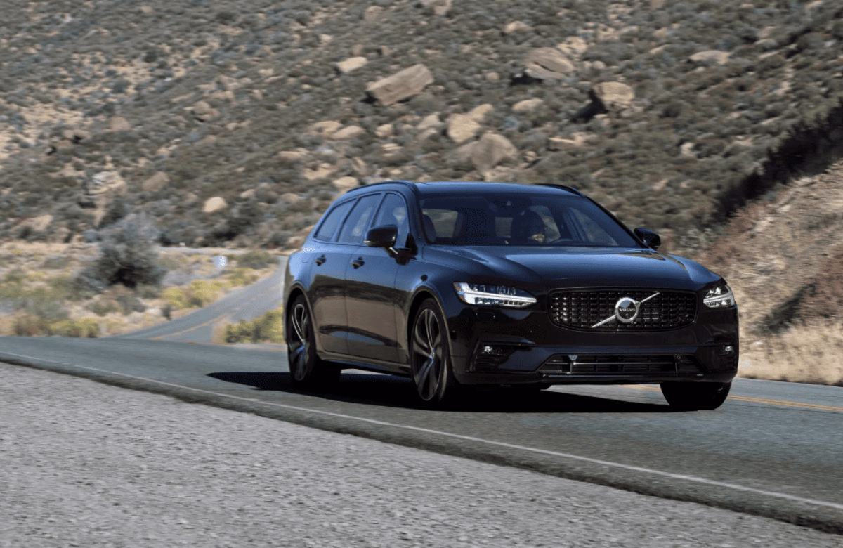 Volvo розглядає можливість випуску електричного універсала, але рішення ще не ухвалене