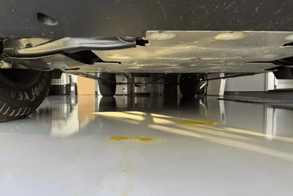 Cybertruck Tesla виявився проблемним: Новий власник зіткнувся з витоком масла