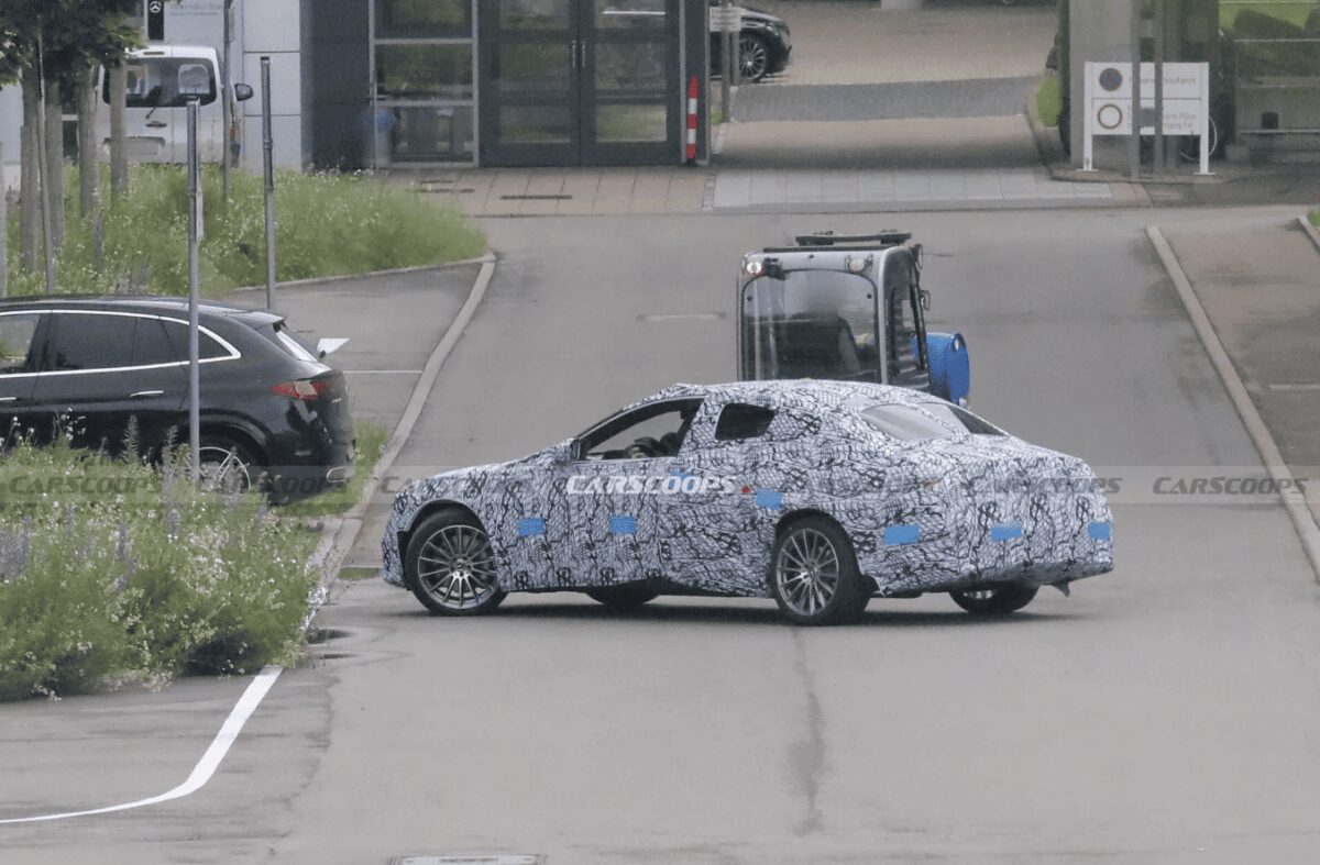Mercedes-Benz може повернути S-Class Coupe з ексклюзивними версіями Maybach і AMG