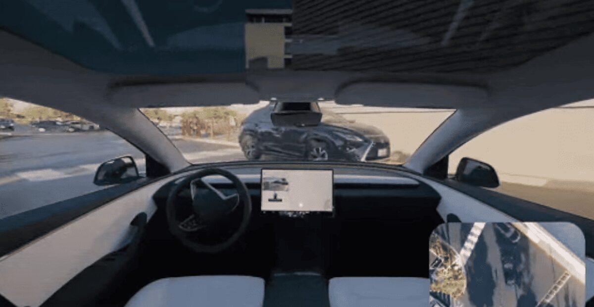 Tesla опинилася під прицілом через аварії з технологією ASS