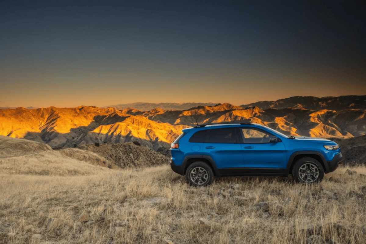 Jeep розглядає повернення Cherokee, але можливе зміна назви та нові моделі на горизонті