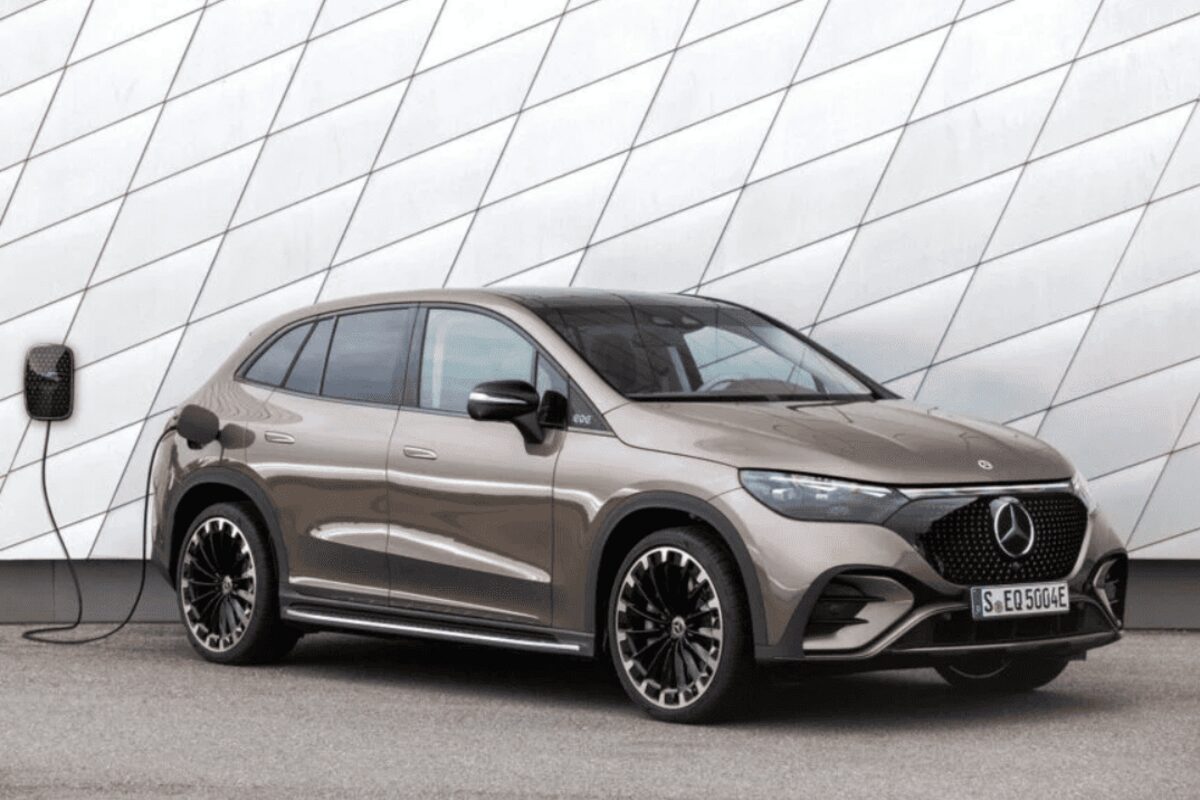 Mercedes-Benz досяг рекорду в продажах бензинових моделей в 2024 році