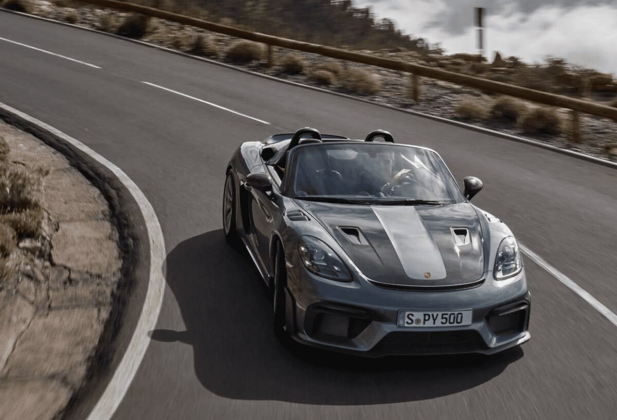 Porsche 718 демонструє рекорди продажів перед переходом на електрику