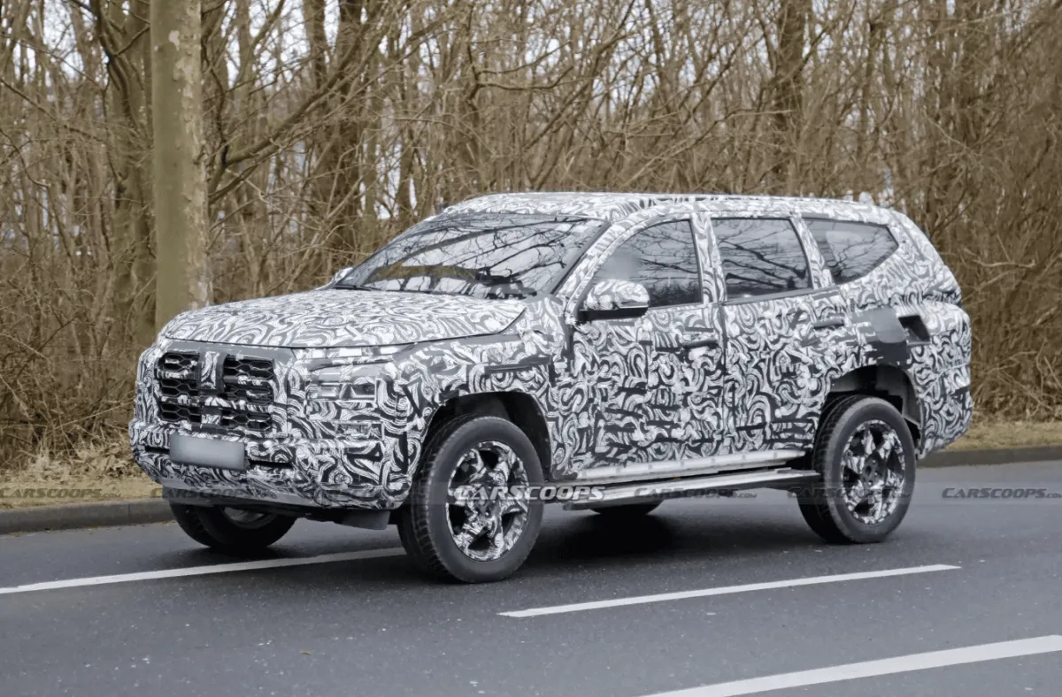 Mitsubishi готується до запуску нового Pajero Sport: З’явилися перші шпигунські знімки