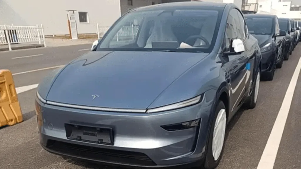 Tesla Model Y 2025 року вже зібрала 50 000 попередніх замовлень