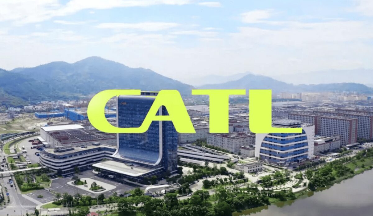 Пентагон внес в чорний список CATL та Tencent через ймовірні зв’язки з китайською армією