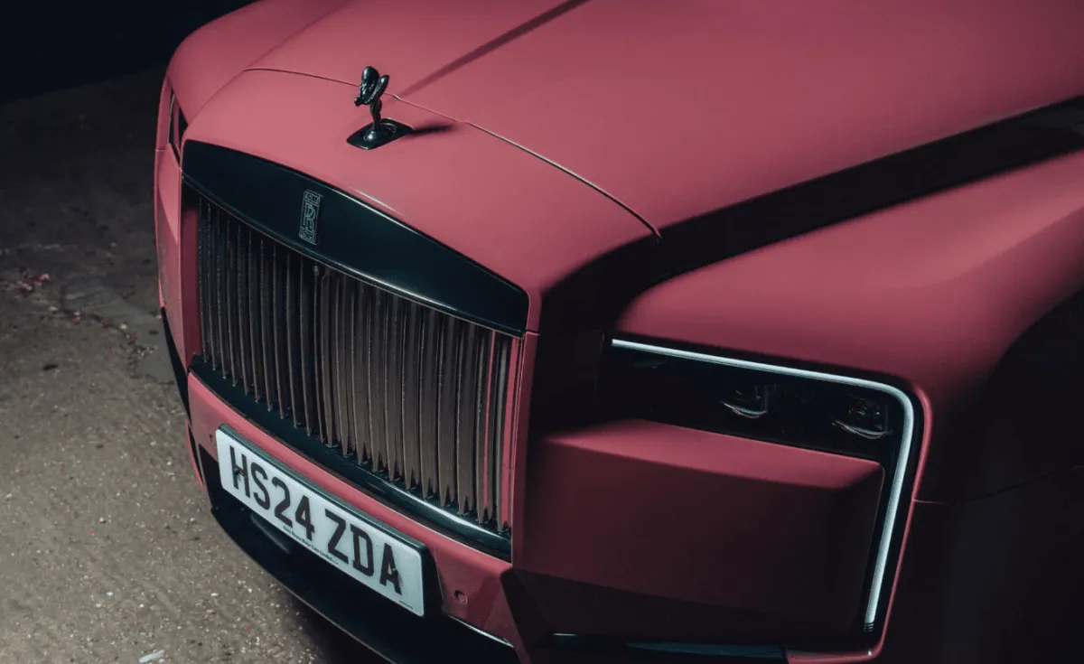 Rolls-Royce оголосив про рекордні продажі та інвестиції в 300 мільйонів фунтів для розширення підрозділів Bespoke і Coachbuilt