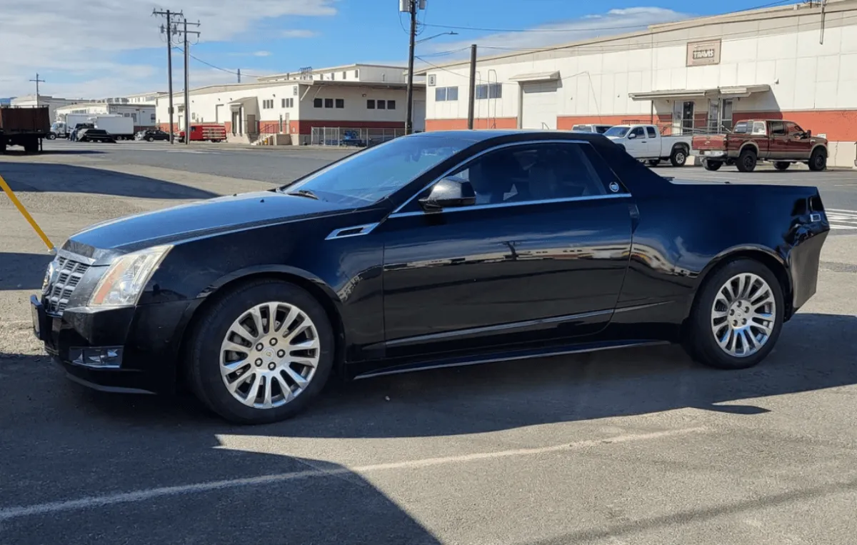 Автомобіль Cadillac CTS перетворений на унікальний пікап у стилі Австралії