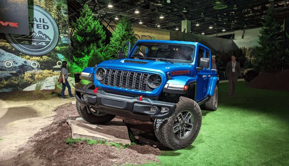 Jeep потрапив в новий скандал через загрозу пожеж