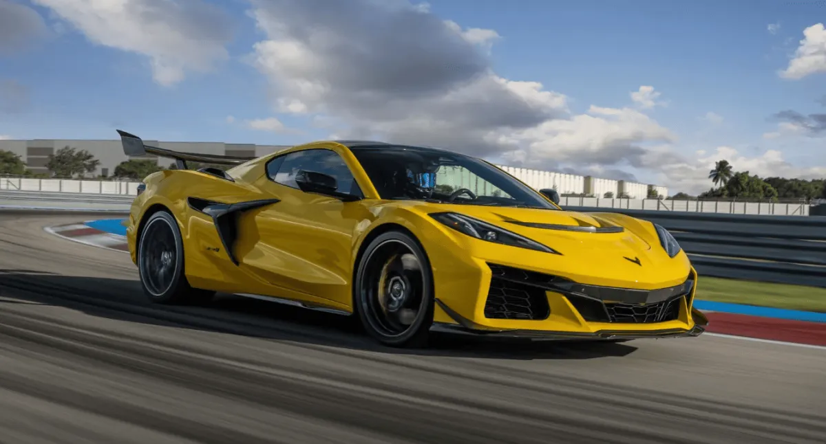 Corvette ZR1 2025 року отримав доступну ціну для суперкара