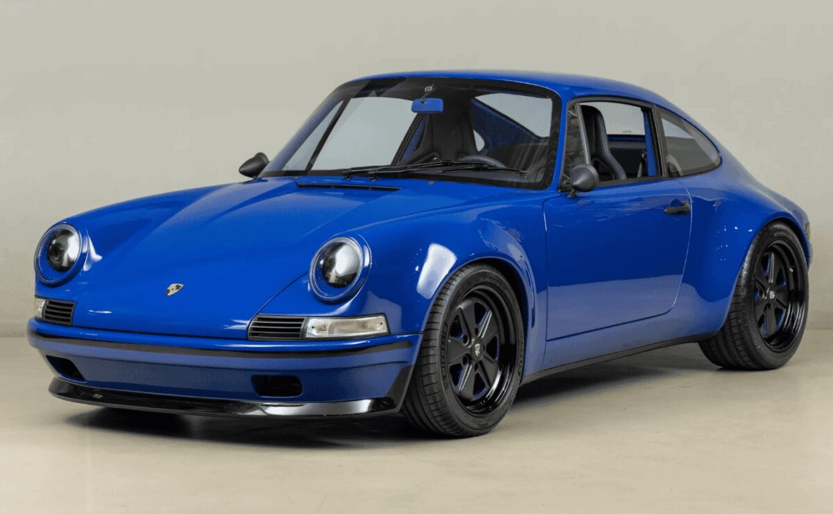 Новий рестомод Porsche 911 7-97 Classic від Kalmar Automotive приїхав до США