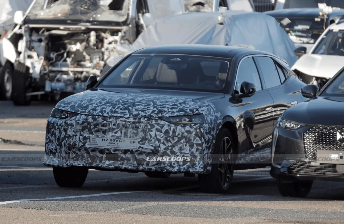 DS Automobiles готується до оновлення кросовера DS4, орієнтуючись на конкурентів Lexus